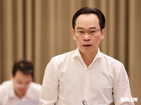 Thứ trưởng Bộ Giáo dục và Đào tạo: TP.HCM quyết định lùi giờ học là hợp lý - Ảnh 1. Thứ trưởng Bộ Giáo dục và Đào tạo: TP.HCM quyết định lùi giờ học là hợp lý - Ảnh 1.
