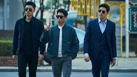 Yoo Hae Jin - ông chú ‘xí trai’ cân đẹp hai mỹ nam trong Confidential Assignment là ai? - Ảnh 5. Yoo Hae Jin - ông chú ‘xí trai’ cân đẹp hai mỹ nam trong Confidential Assignment là ai? - Ảnh 5.