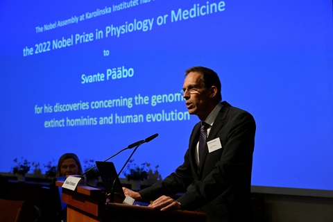 Giáo sư người Thụy Điển giành giải Nobel Y sinh 2022 - Ảnh 2. Giáo sư người Thụy Điển giành giải Nobel Y sinh 2022 - Ảnh 2.