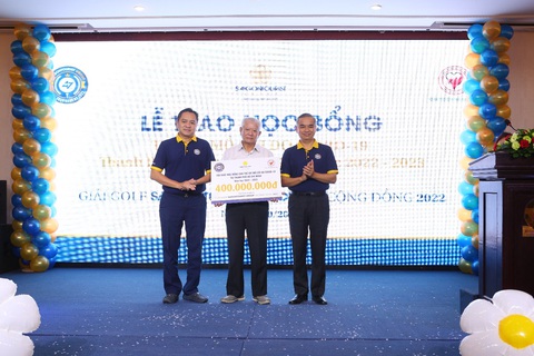 Chương trình ‘Saigontourist Group vì cộng đồng’ trao tặng học bổng 1 tỉ đồng - Ảnh 1. Chương trình ‘Saigontourist Group vì cộng đồng’ trao tặng học bổng 1 tỉ đồng - Ảnh 1.