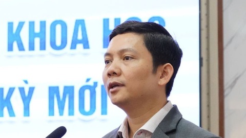 Cảnh cáo cựu chủ tịch Viện hàn lâm Khoa học xã hội Việt Nam Bùi Nhật Quang - Ảnh 1. Cảnh cáo cựu chủ tịch Viện hàn lâm Khoa học xã hội Việt Nam Bùi Nhật Quang - Ảnh 1.