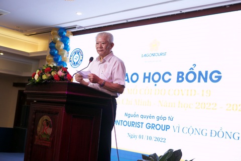 Chương trình ‘Saigontourist Group vì cộng đồng’ trao tặng học bổng 1 tỉ đồng - Ảnh 3. Chương trình ‘Saigontourist Group vì cộng đồng’ trao tặng học bổng 1 tỉ đồng - Ảnh 3.