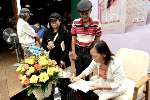 Có bao giờ bạn bỏ hết mọi thứ chỉ để ngồi trò chuyện với cha mình?! - Ảnh 4.