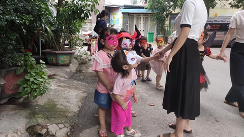 Halloween lạ quá với muôn kiểu hóa trang hú hồn á! - Ảnh 1. Halloween lạ quá với muôn kiểu hóa trang hú hồn á! - Ảnh 1.