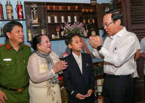 Bí thư Nguyễn Văn Nên thăm các di tích lịch sử Biệt động Sài Gòn - Ảnh 1. Bí thư Nguyễn Văn Nên thăm các di tích lịch sử Biệt động Sài Gòn - Ảnh 1.