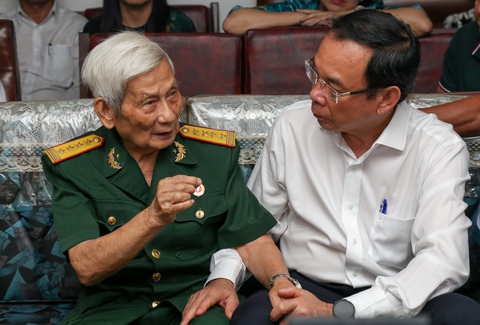 Bí thư Nguyễn Văn Nên thăm các di tích lịch sử Biệt động Sài Gòn - Ảnh 4. Bí thư Nguyễn Văn Nên thăm các di tích lịch sử Biệt động Sài Gòn - Ảnh 4.