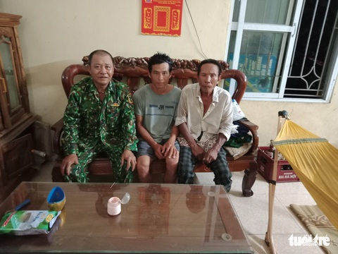 Hơi ấm người dưng - Kỳ 7: Ông gàn cưu mang người điên - Ảnh 3. Hơi ấm người dưng - Kỳ 7: Ông gàn cưu mang người điên - Ảnh 3.