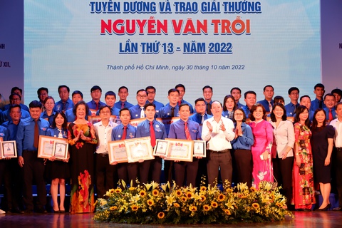 Lực lượng công nhân đã đóng góp rất nhiều giúp thành phố hồi phục sau đại dịch - Ảnh 1. Lực lượng công nhân đã đóng góp rất nhiều giúp thành phố hồi phục sau đại dịch - Ảnh 1.