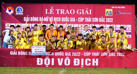 CLB TP.HCM lần thứ 11 vô địch Giải bóng đá nữ quốc gia - Ảnh 1. CLB TP.HCM lần thứ 11 vô địch Giải bóng đá nữ quốc gia - Ảnh 1.