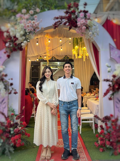 Ảnh vui sao Việt 30-10: Hai con nhà Hồ Ngọc Hà tình thương mến thương - Ảnh 2. Ảnh vui sao Việt 30-10: Hai con nhà Hồ Ngọc Hà tình thương mến thương - Ảnh 2.