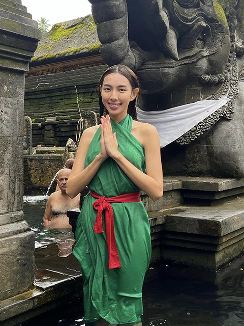 Ảnh vui sao Việt 30-10: Hai con nhà Hồ Ngọc Hà tình thương mến thương - Ảnh 11. Ảnh vui sao Việt 30-10: Hai con nhà Hồ Ngọc Hà tình thương mến thương - Ảnh 11.