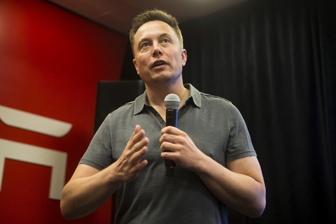 Tỉ phú Elon Musk bác bỏ thông tin tắm máu Twitter trước 1-11 - Ảnh 1. Tỉ phú Elon Musk bác bỏ thông tin tắm máu Twitter trước 1-11 - Ảnh 1.