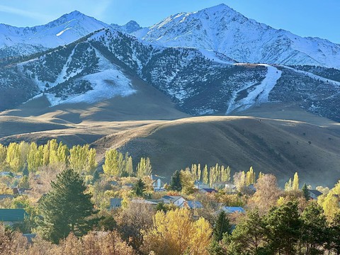 Theo chân du khách Việt ngắm thu vàng trên con đường tơ lụa từ Kazakhstan đến Kyrgyzstan - Ảnh 28. Theo chân du khách Việt ngắm thu vàng trên con đường tơ lụa từ Kazakhstan đến Kyrgyzstan - Ảnh 28.