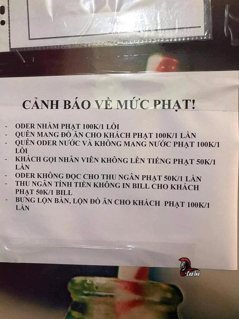 Ảnh vui 31-10: Ăn phở thì nhớ cho tương ớt vô mới ngon, anh trai! - Ảnh 2. Ảnh vui 31-10: Ăn phở thì nhớ cho tương ớt vô mới ngon, anh trai! - Ảnh 2.