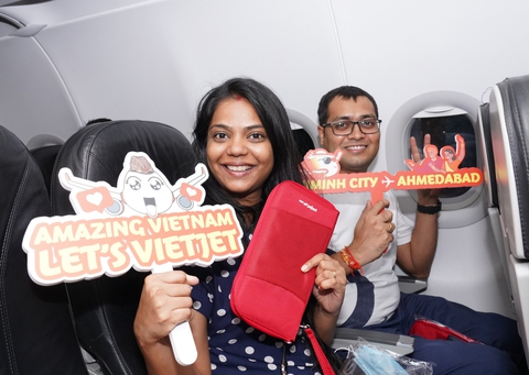 Vietjet vận chuyển 6,4 triệu lượt khách trong quý III-2022 - Ảnh 2. Vietjet vận chuyển 6,4 triệu lượt khách trong quý III-2022 - Ảnh 2.