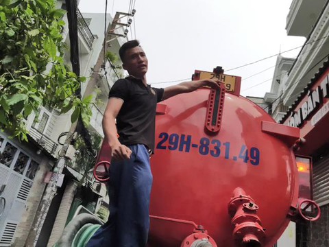 Từ dán quảng cáo bậy đến lừa hút hầm cầu - Kỳ 2: Vạch mặt băng làm láo, ăn thật - Ảnh 5. Từ dán quảng cáo bậy đến lừa hút hầm cầu - Kỳ 2: Vạch mặt băng làm láo, ăn thật - Ảnh 5.