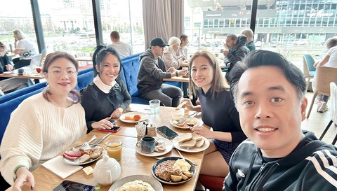Ảnh vui sao Việt 31-10: Hoài Lâm được khen đáng yêu khi trở lại đi hát - Ảnh 10. Ảnh vui sao Việt 31-10: Hoài Lâm được khen đáng yêu khi trở lại đi hát - Ảnh 10.