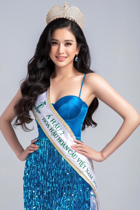 Chọn người đẹp Philippines làm Á hậu 5 gây tranh cãi, Hòa Minzy làm MC Nhanh như chớp nhí - Ảnh 4. Chọn người đẹp Philippines làm Á hậu 5 gây tranh cãi, Hòa Minzy làm MC Nhanh như chớp nhí - Ảnh 4.