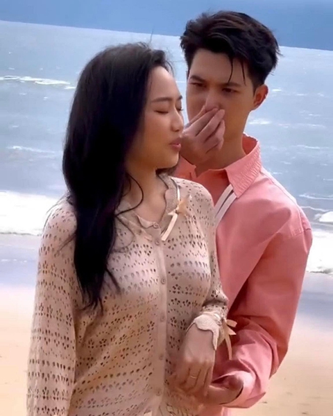 Anh Tú tấu hài cực gắt khiến Diệu Nhi ‘quê một cục’ - Ảnh 6. Anh Tú tấu hài cực gắt khiến Diệu Nhi ‘quê một cục’ - Ảnh 6.