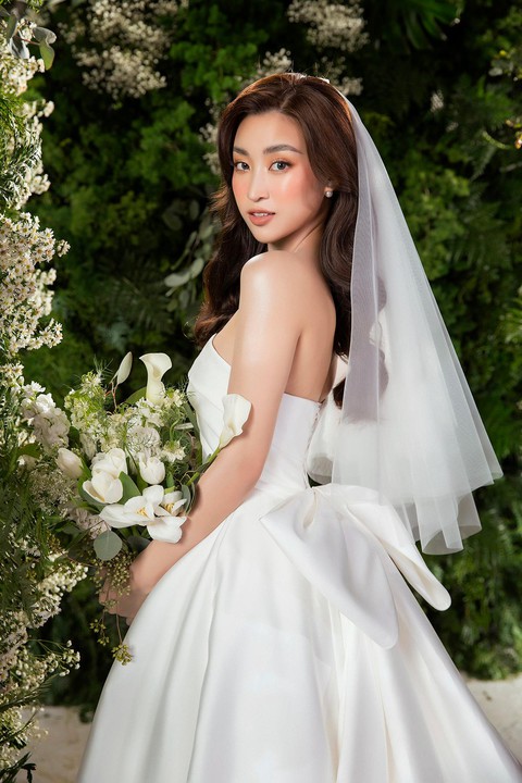 Lộ ngày cưới của hoa hậu Đỗ Mỹ Linh và bạn trai thiếu gia - Ảnh 1. Lộ ngày cưới của hoa hậu Đỗ Mỹ Linh và bạn trai thiếu gia - Ảnh 1.