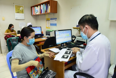 Có ai muốn chân ngoài dài hơn chân trong? - Ảnh 1. Có ai muốn chân ngoài dài hơn chân trong? - Ảnh 1.