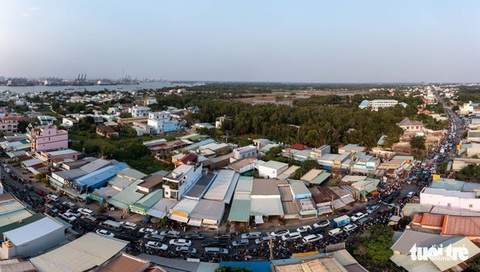 Vụ thu phí quên quẹt thẻ: Tạm đình chỉ phó giám đốc phà Cát Lái 15 ngày - Ảnh 1. Vụ thu phí quên quẹt thẻ: Tạm đình chỉ phó giám đốc phà Cát Lái 15 ngày - Ảnh 1.