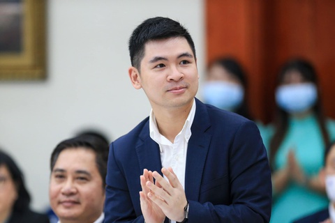 Lộ ngày cưới của hoa hậu Đỗ Mỹ Linh và bạn trai thiếu gia - Ảnh 4. Lộ ngày cưới của hoa hậu Đỗ Mỹ Linh và bạn trai thiếu gia - Ảnh 4.