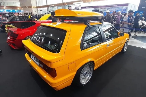 Biến xe phổ thông thành xe sang BMW với chi phí gần 800 triệu đồng - Ảnh 3. Biến xe phổ thông thành xe sang BMW với chi phí gần 800 triệu đồng - Ảnh 3.