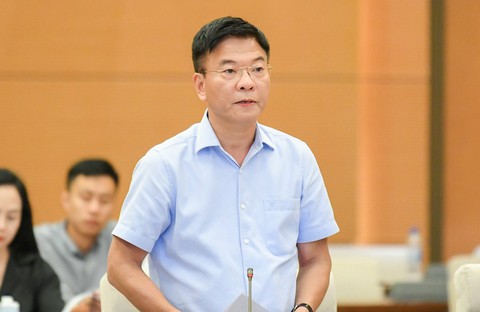 Bộ trưởng Bộ Tư pháp trả lời về đề nghị xử tử hình với tội phạm tham nhũng kinh tế lớn - Ảnh 1. Bộ trưởng Bộ Tư pháp trả lời về đề nghị xử tử hình với tội phạm tham nhũng kinh tế lớn - Ảnh 1.