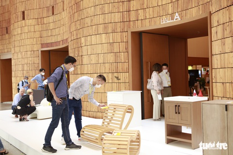 Có sẵn tiền trong túi nhưng vẫn ít nhà sản xuất gỗ Việt dám đầu tư công nghệ - Ảnh 1. Có sẵn tiền trong túi nhưng vẫn ít nhà sản xuất gỗ Việt dám đầu tư công nghệ - Ảnh 1.