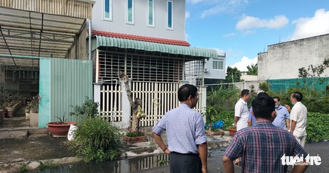 Một phụ nữ tự thiêu nghi do trầm cảm, bỏ lại con thơ - Ảnh 1. Một phụ nữ tự thiêu nghi do trầm cảm, bỏ lại con thơ - Ảnh 1.