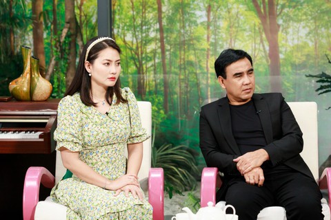 MC Quyền Linh giúp cặp đôi Tình trăm năm tìm được người thân sau 42 năm thất lạc - Ảnh 2. MC Quyền Linh giúp cặp đôi Tình trăm năm tìm được người thân sau 42 năm thất lạc - Ảnh 2.