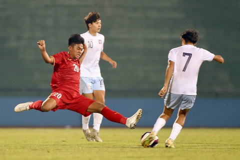 U17 Việt Nam thắng đậm trong ngày ra quân vòng loại U17 châu Á 2023 - Ảnh 2. U17 Việt Nam thắng đậm trong ngày ra quân vòng loại U17 châu Á 2023 - Ảnh 2.