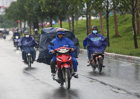 Thời tiết 3-11: Nam Bộ mưa sớm do rãnh áp thấp hình thành - Ảnh 1. Thời tiết 3-11: Nam Bộ mưa sớm do rãnh áp thấp hình thành - Ảnh 1.