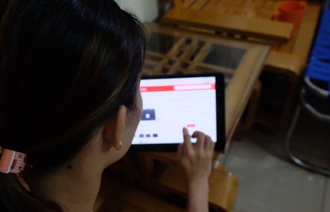Người trẻ xài tiền - Kỳ 1: Trắng đêm săn sale và tiền đi một nửa hồn tôi mất - Ảnh 1. Người trẻ xài tiền - Kỳ 1: Trắng đêm săn sale và tiền đi một nửa hồn tôi mất - Ảnh 1.