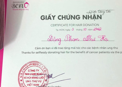 Tặng tóc cho bệnh nhân ung thư - Ảnh 2. Tặng tóc cho bệnh nhân ung thư - Ảnh 2.