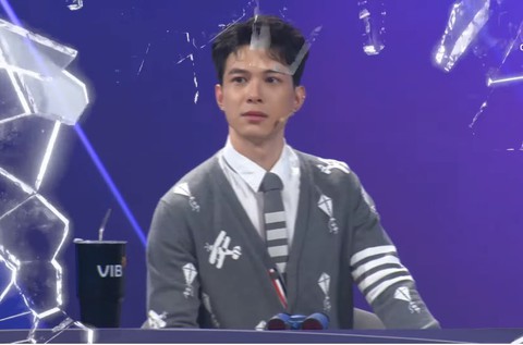 Chú rể Anh Tú bối rối vì bị Hươu Thần thao túng tâm lý - Ảnh 3. Chú rể Anh Tú bối rối vì bị Hươu Thần thao túng tâm lý - Ảnh 3.