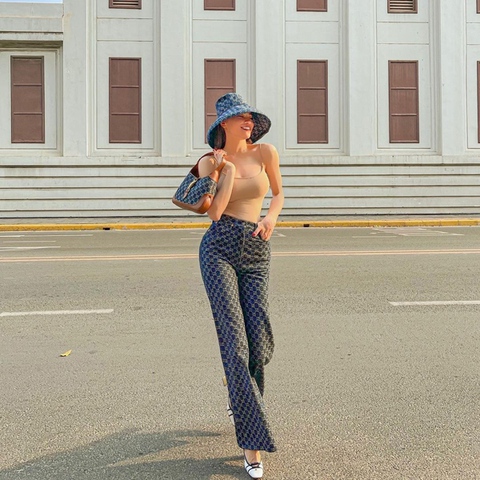Hồ Ngọc Hà khiến nhiều người tưởng ‘quên’ mặc quần khi diện mốt màu nude - Ảnh 4. Hồ Ngọc Hà khiến nhiều người tưởng ‘quên’ mặc quần khi diện mốt màu nude - Ảnh 4.