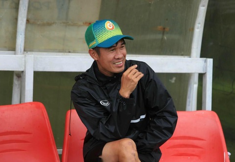Tân binh Kon Tum học theo mô hình của bầu Đức - Ảnh 2. Tân binh Kon Tum học theo mô hình của bầu Đức - Ảnh 2.