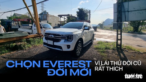Chủ xe Ford Everest 2022: Thiết kế đẹp, vận hành tốt, chỉ còn vài điểm chưa ưng - Ảnh 1. Chủ xe Ford Everest 2022: Thiết kế đẹp, vận hành tốt, chỉ còn vài điểm chưa ưng - Ảnh 1.
