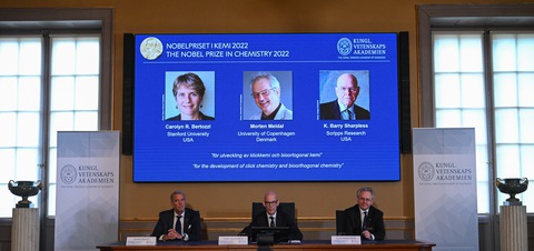 Nobel hóa học 2022: Sự đơn giản, hữu dụng lên ngôi - Ảnh 1. Nobel hóa học 2022: Sự đơn giản, hữu dụng lên ngôi - Ảnh 1.