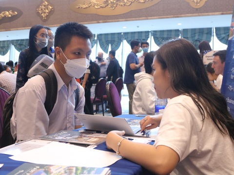 30.000 người Việt đang du học Mỹ, nhiều nhất Đông Nam Á - Ảnh 2. 30.000 người Việt đang du học Mỹ, nhiều nhất Đông Nam Á - Ảnh 2.