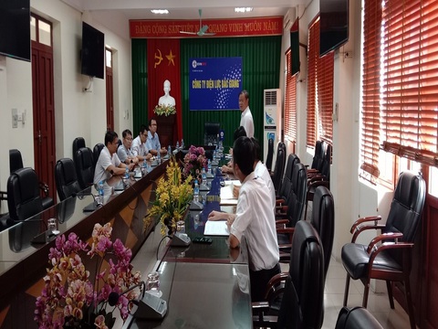 Ngành Hệ thống điện kỷ niệm 65 năm thành lập - Ảnh 4. Ngành Hệ thống điện kỷ niệm 65 năm thành lập - Ảnh 4.