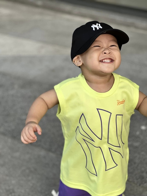 Con trai Quế Vân ăn diện sành điệu, ngầu như Fashionista nhí - Ảnh 9. Con trai Quế Vân ăn diện sành điệu, ngầu như Fashionista nhí - Ảnh 9.