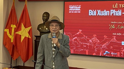 Đạo diễn ‘Hà Nội trong mắt ai’ Trần Văn Thủy nhận Giải thưởng lớn Giải thưởng Bùi Xuân Phái - Ảnh 2. Đạo diễn ‘Hà Nội trong mắt ai’ Trần Văn Thủy nhận Giải thưởng lớn Giải thưởng Bùi Xuân Phái - Ảnh 2.