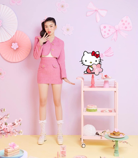Lụi tim với nhan sắc xinh như mộng của Lọ Lem nhà Quyền Linh - Ảnh 2. Lụi tim với nhan sắc xinh như mộng của Lọ Lem nhà Quyền Linh - Ảnh 2.
