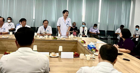 Thiếu hóa chất giải phẫu bệnh ở Bệnh viện Ung bướu TP.HCM, giải quyết thế nào? - Ảnh 1. Thiếu hóa chất giải phẫu bệnh ở Bệnh viện Ung bướu TP.HCM, giải quyết thế nào? - Ảnh 1.