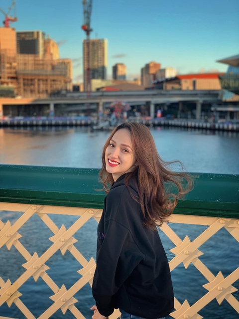 Hoài Linh dựng hài kịch gây quỹ cho trẻ mồ côi - Ảnh 6. Hoài Linh dựng hài kịch gây quỹ cho trẻ mồ côi - Ảnh 6.