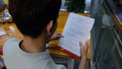 Người trẻ xài tiền - Kỳ 3: Tiền vỗ cánh bay đi theo mộng đổi đời - Ảnh 1. Người trẻ xài tiền - Kỳ 3: Tiền vỗ cánh bay đi theo mộng đổi đời - Ảnh 1.