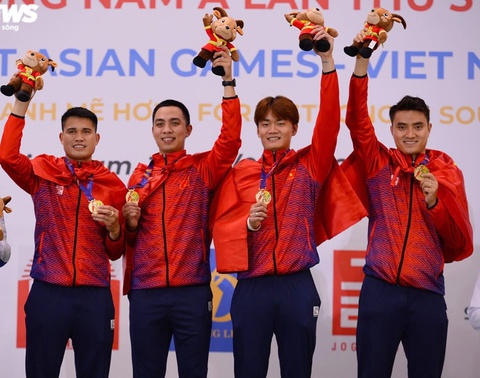 Kiếm thủ Nguyễn Văn Quyết rút đơn tố cáo đàn anh Vũ Thành An hành hung mình - Ảnh 1. Kiếm thủ Nguyễn Văn Quyết rút đơn tố cáo đàn anh Vũ Thành An hành hung mình - Ảnh 1.